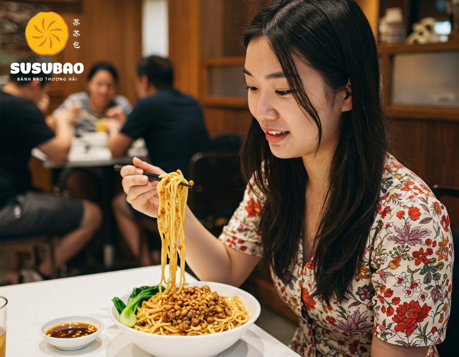 Mì Trộn Thượng Hải – Tinh Hoa Giản Dị Từ Đất Cảng Hoa Lệ