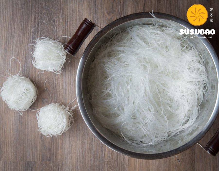 Miến bò vị cà ri và hành trình đến với thực khách Việt